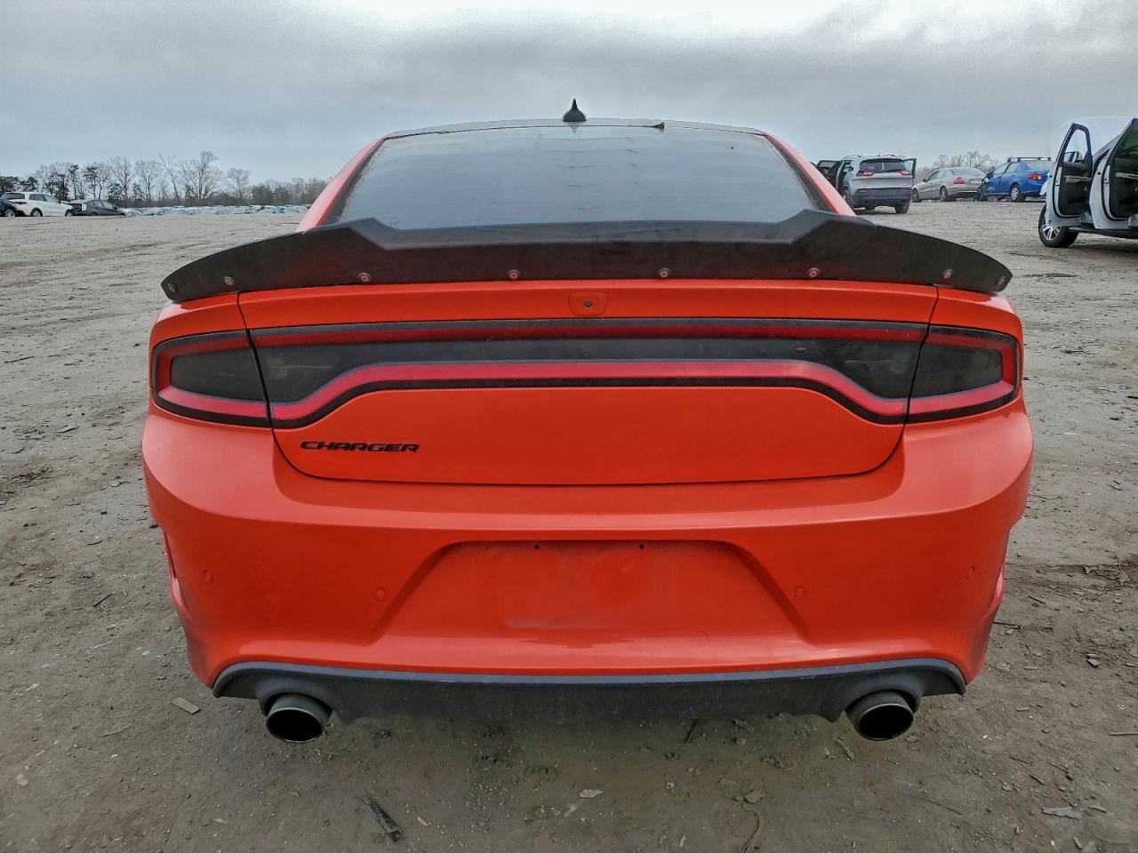 2017 DODGE CHARGER R photo 6