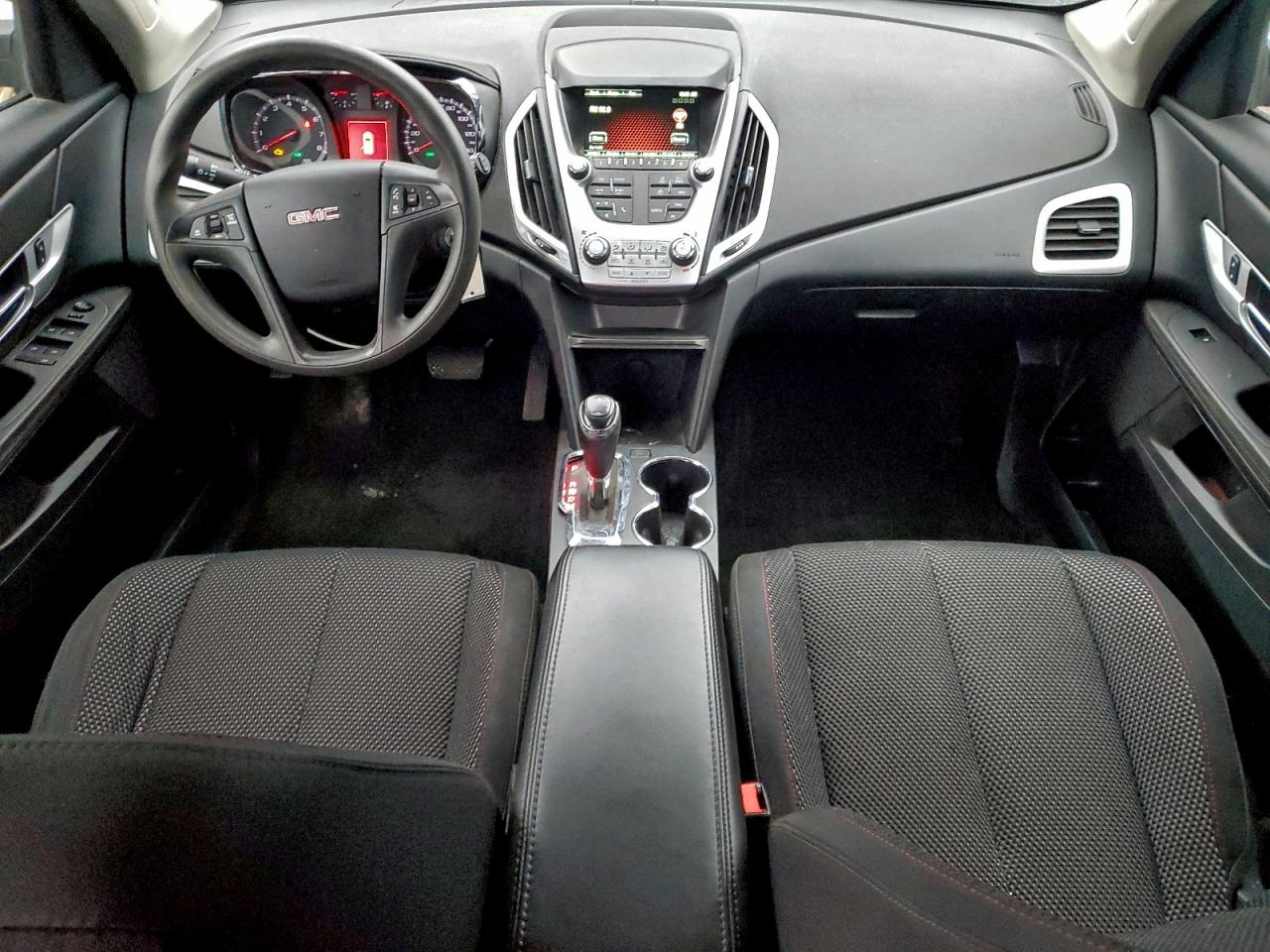 2017 GMC TERRAIN SLE photo 8