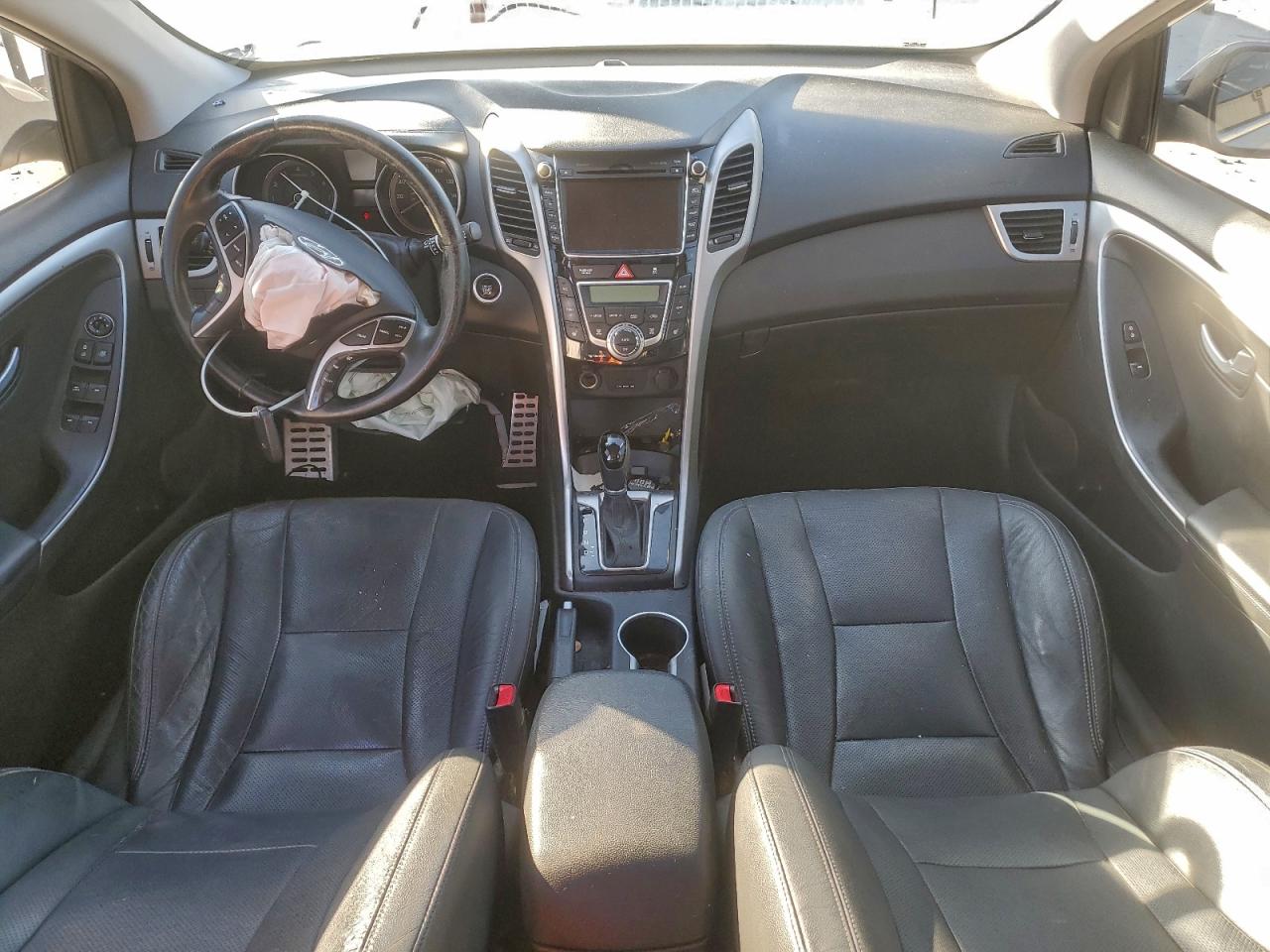 2013 HYUNDAI ELANTRA GT photo 16