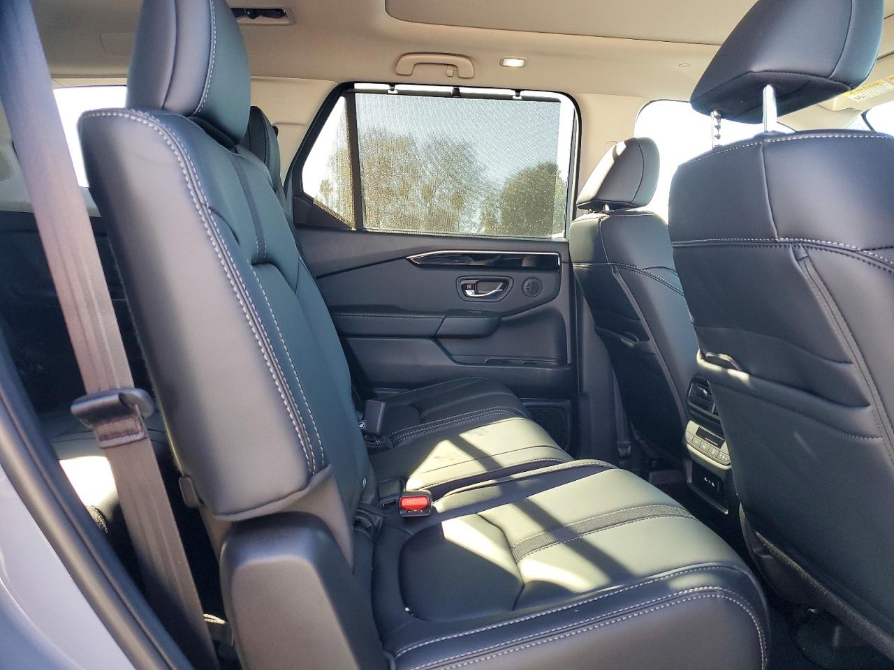 2025 HONDA PILOT TOURING photo 21