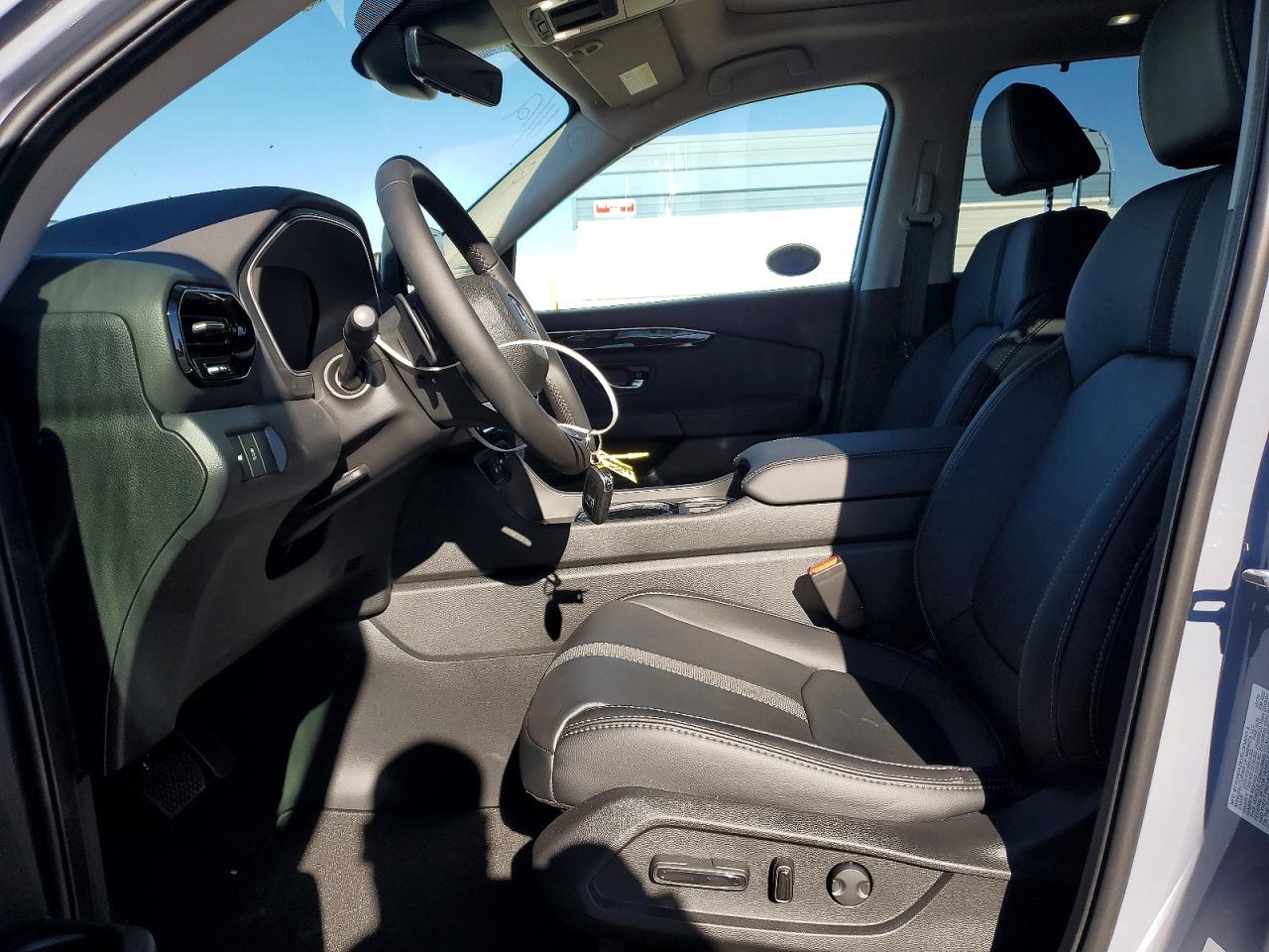 2025 HONDA PILOT TOURING photo 13