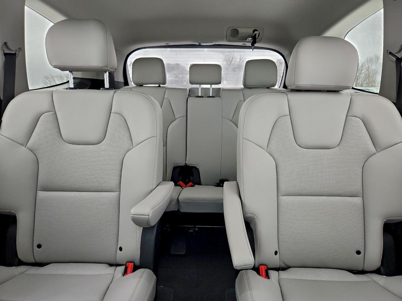 2025 KIA TELLURIDE S photo 10