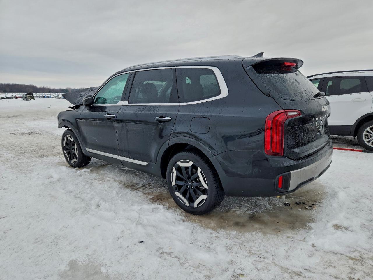 2025 KIA TELLURIDE S photo 2