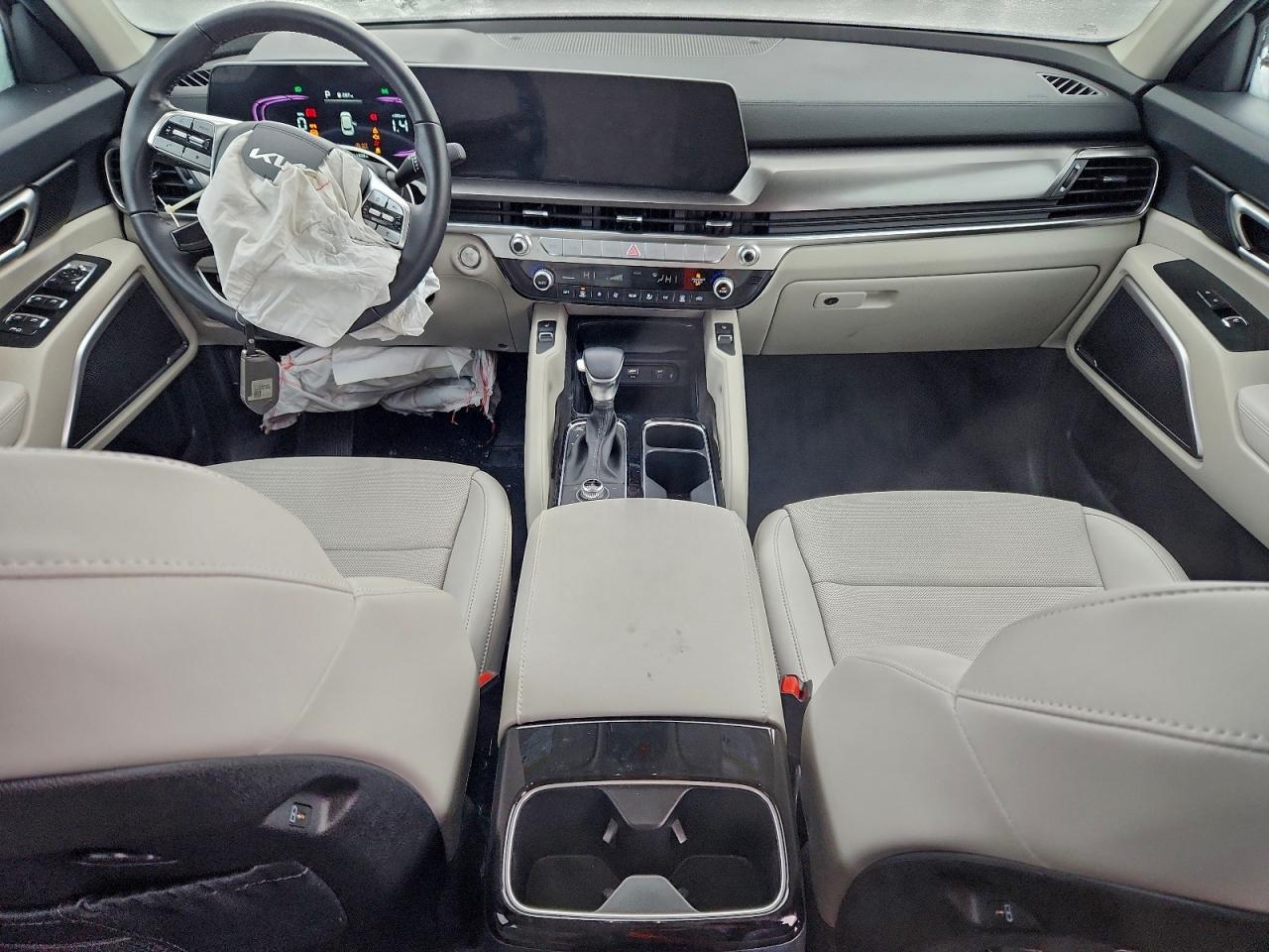 2025 KIA TELLURIDE S photo 8