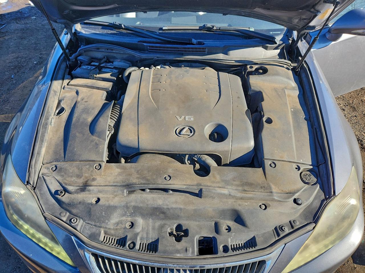2012 LEXUS IS 250 photo 21