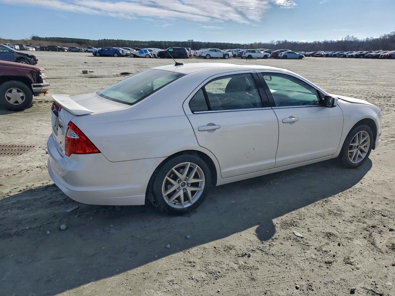 2010 FORD FUSION SEL photo 5