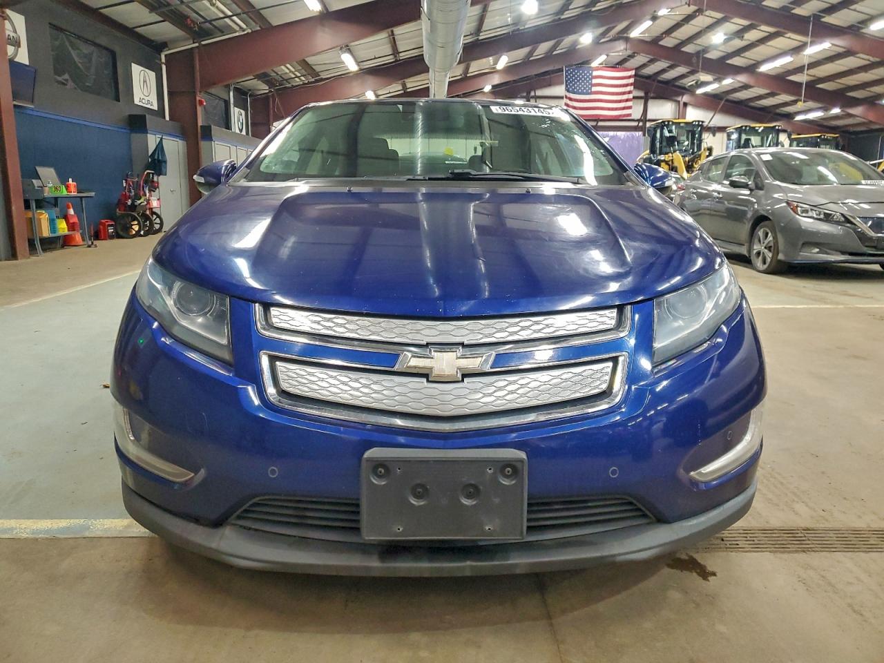 2013 CHEVROLET VOLT photo 5