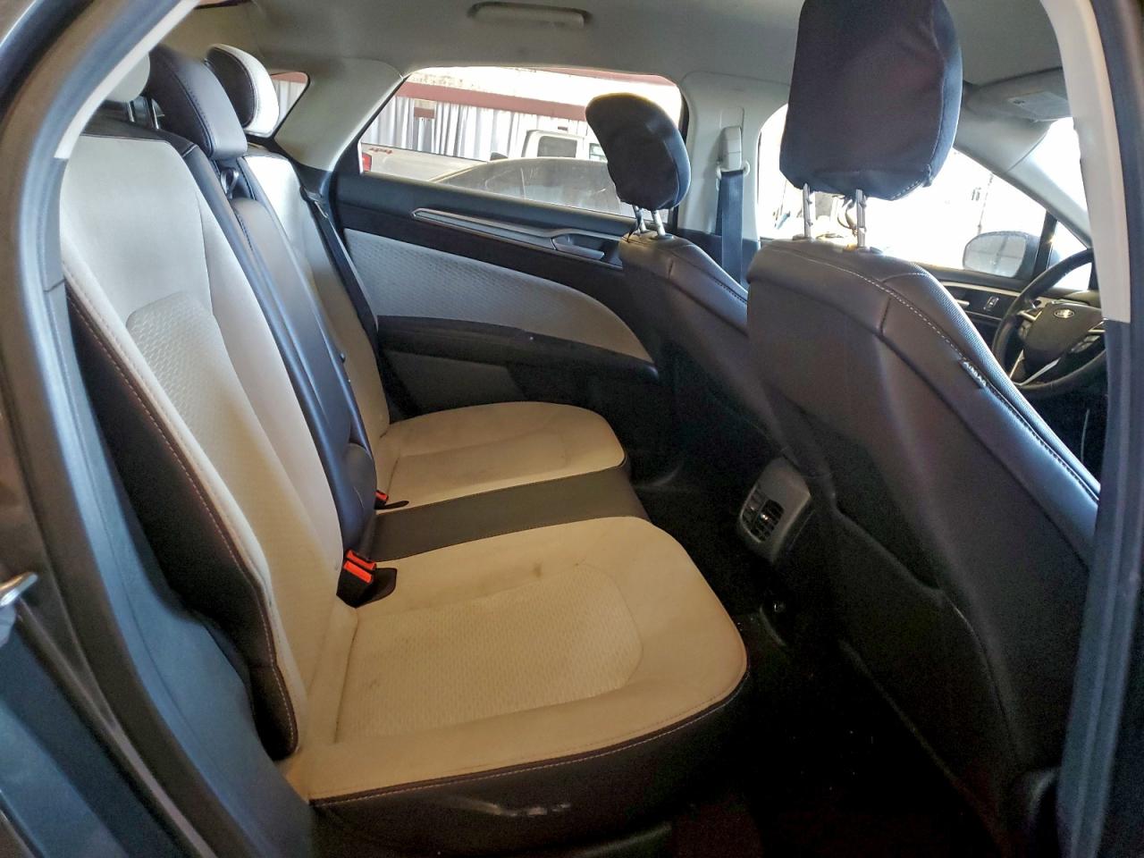 2019 FORD FUSION SE photo 10