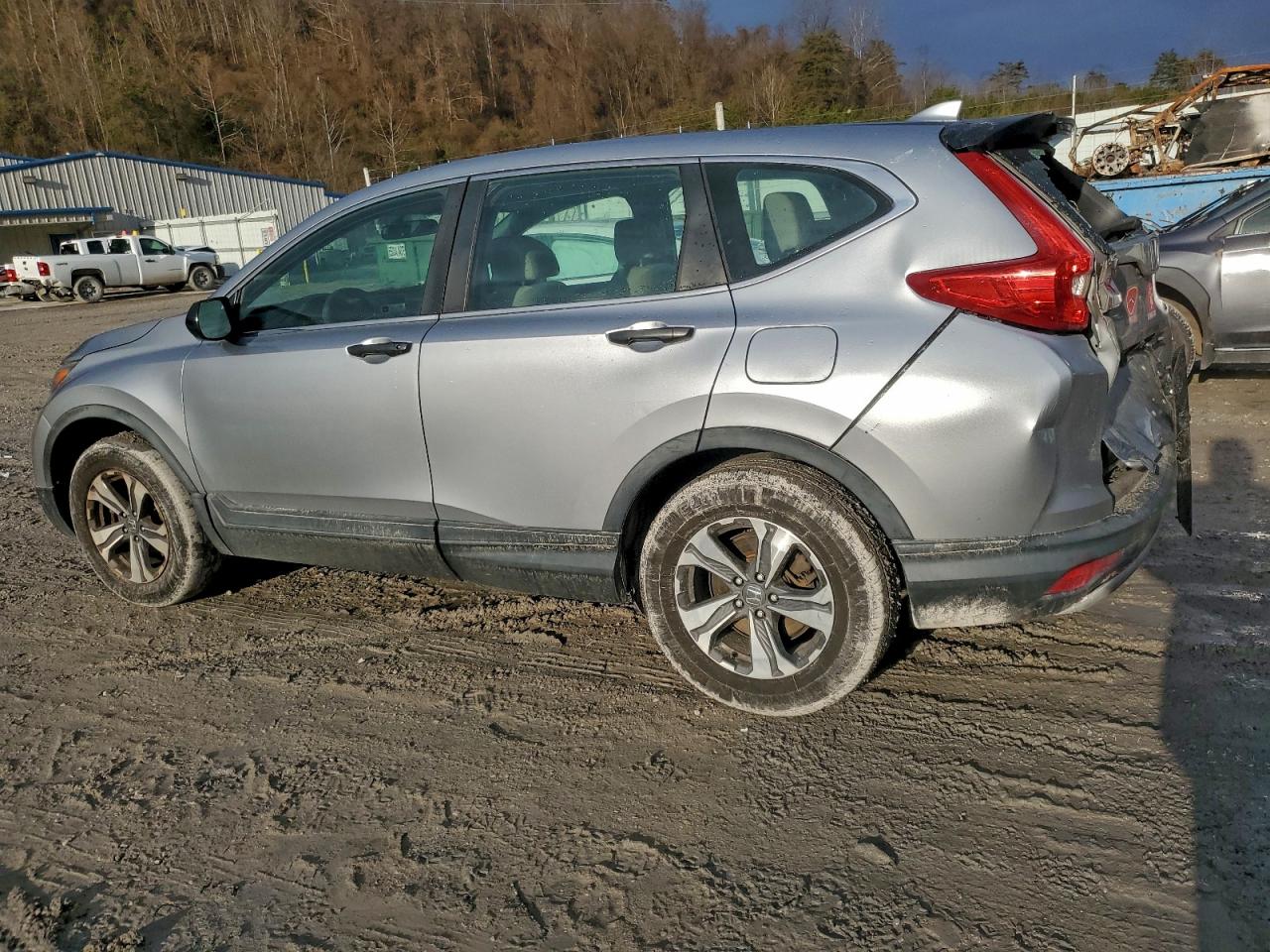 2017 HONDA CR-V LX photo 3