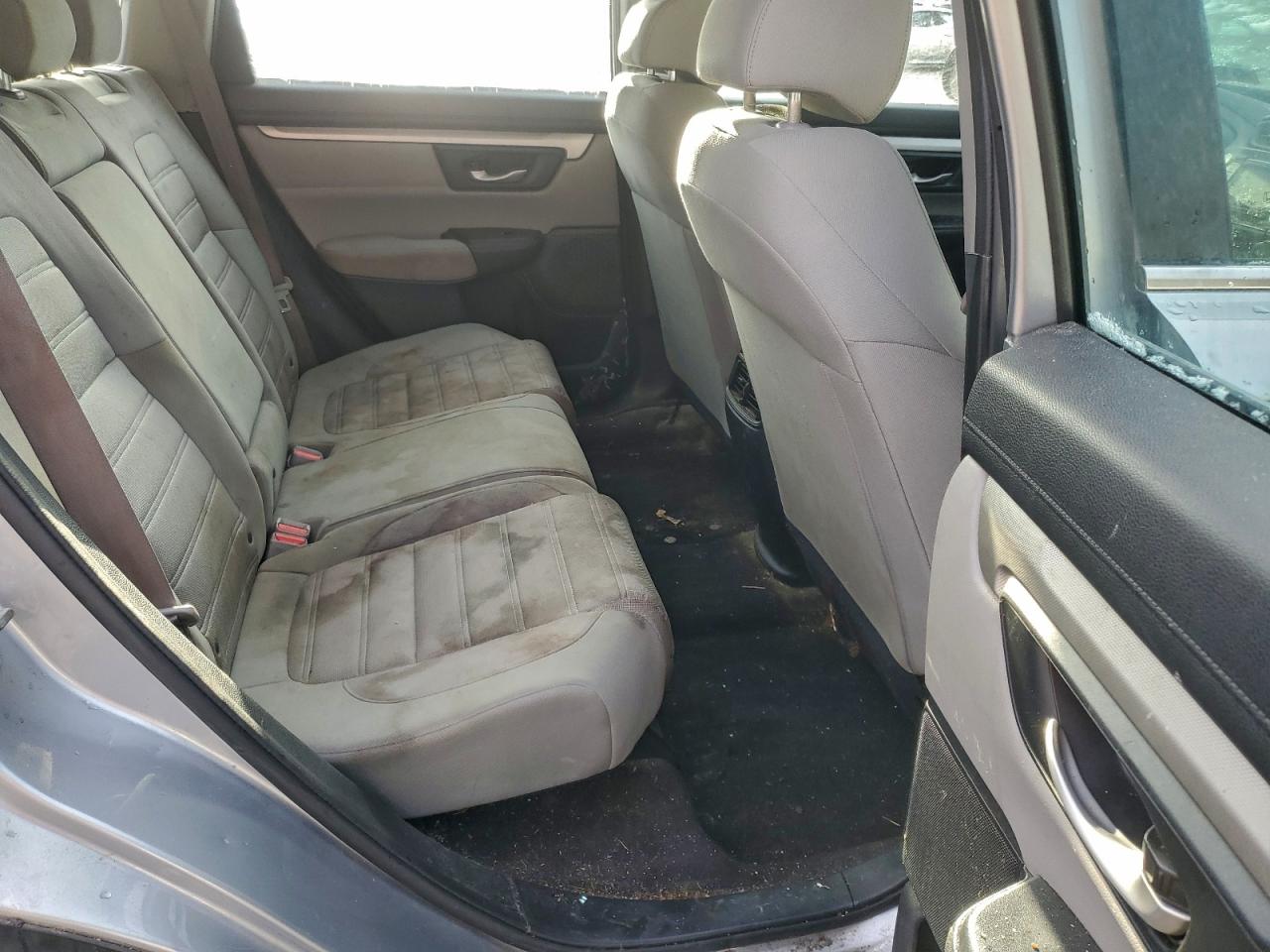2017 HONDA CR-V LX photo 21