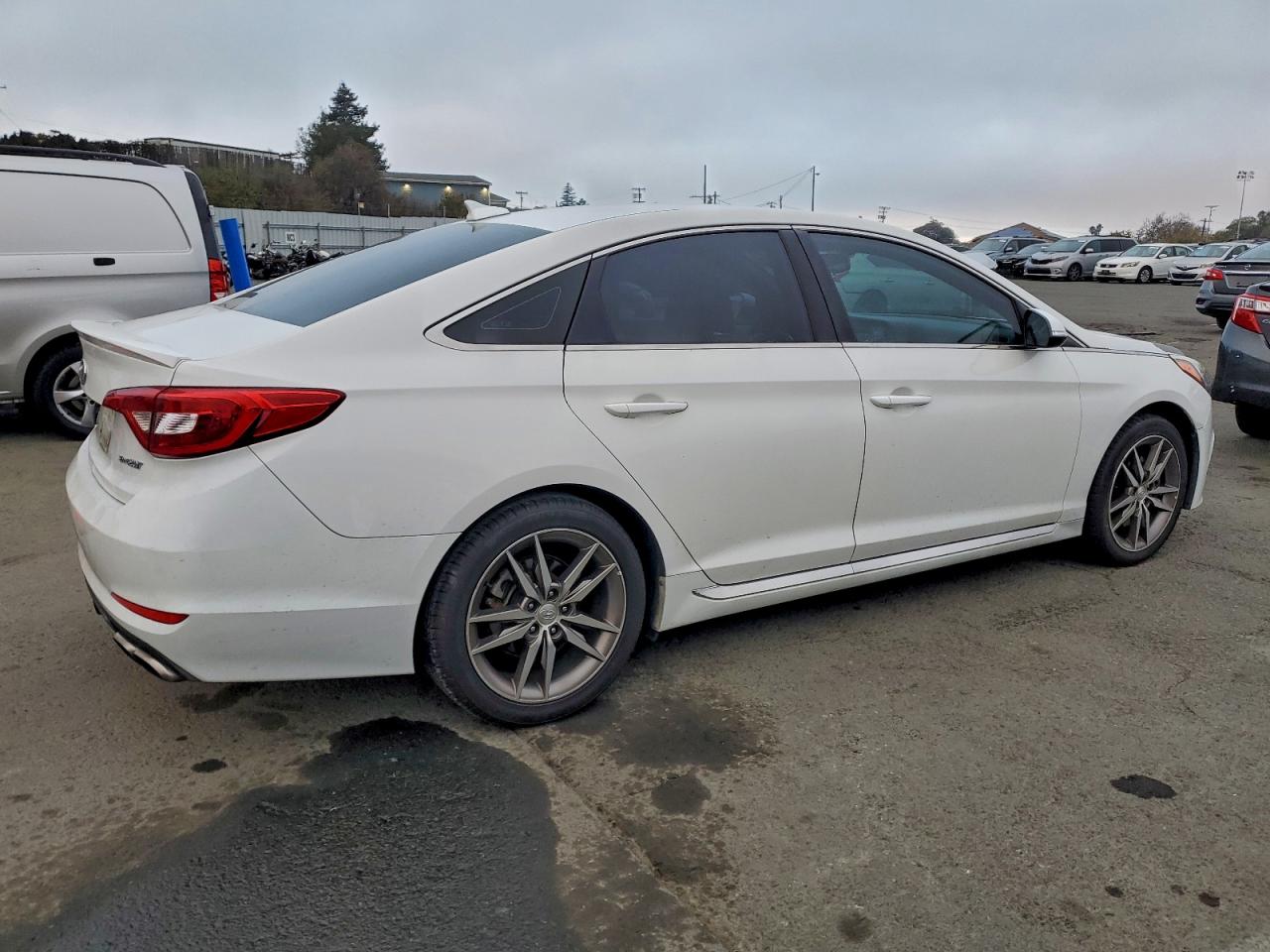 2017 HYUNDAI SONATA SPORT photo 3