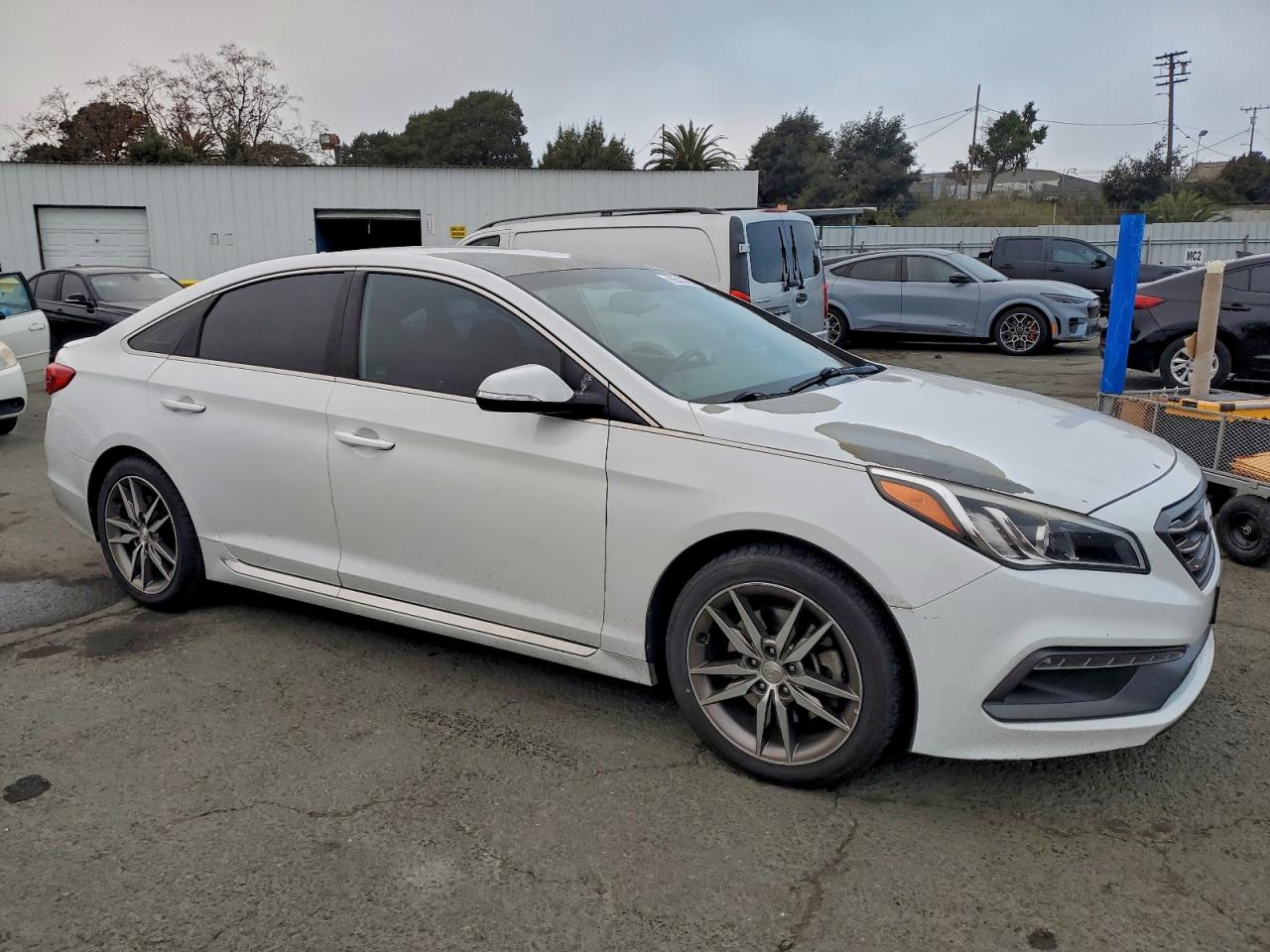 2017 HYUNDAI SONATA SPORT photo 4