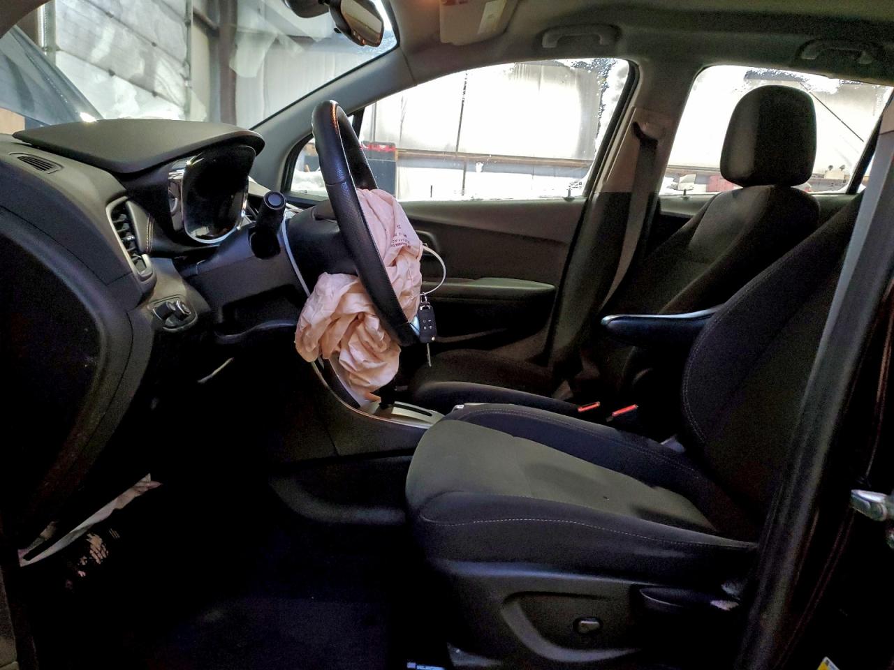 2019 CHEVROLET TRAX LS photo 7