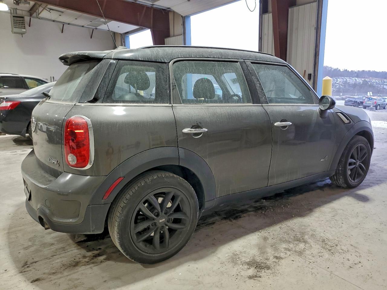 2011 MINI COOPER S COUNTRYMAN photo 3