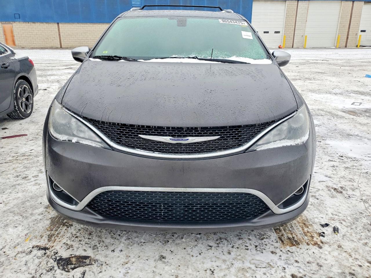 2019 CHRYSLER PACIFICA LIMITED photo 5