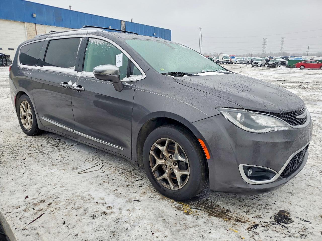 2019 CHRYSLER PACIFICA LIMITED photo 4
