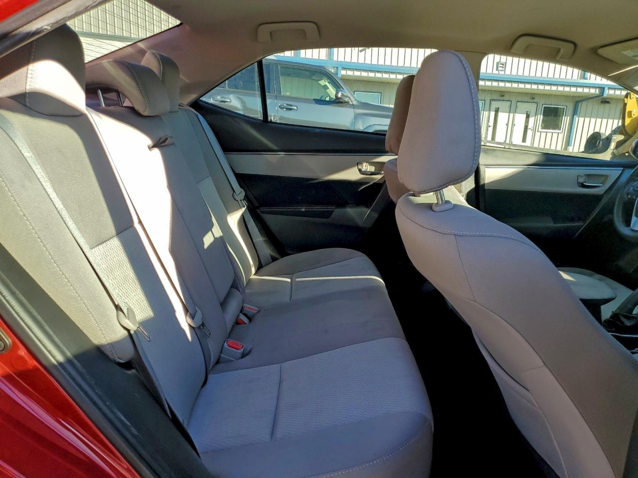 2016 TOYOTA COROLLA L photo 19