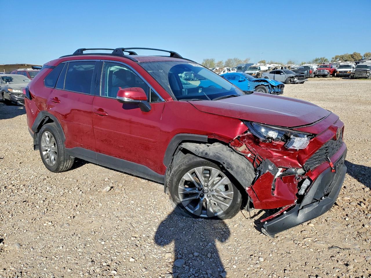 2024 TOYOTA RAV4 XLE PREMIUM photo 4