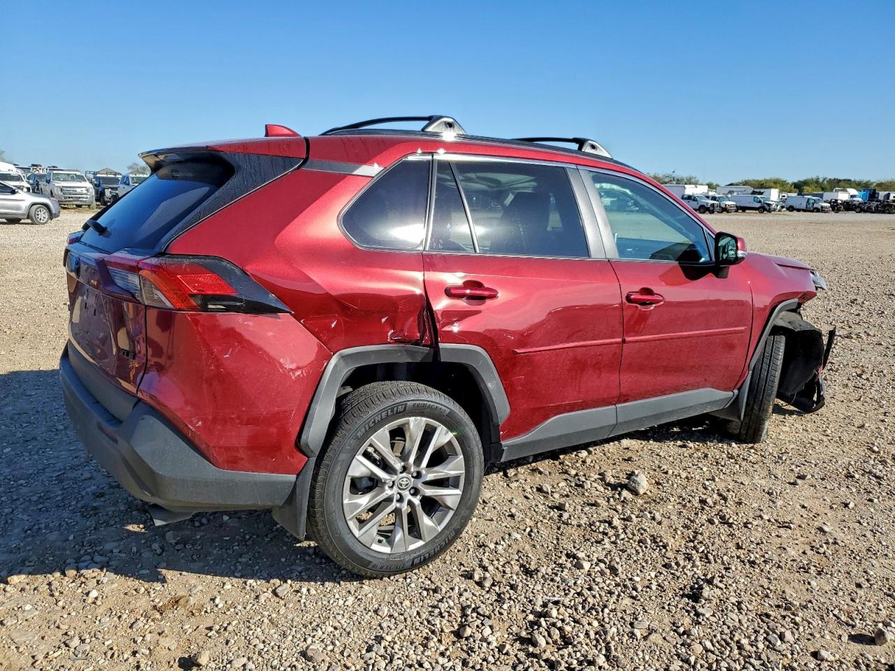 2024 TOYOTA RAV4 XLE PREMIUM photo 3
