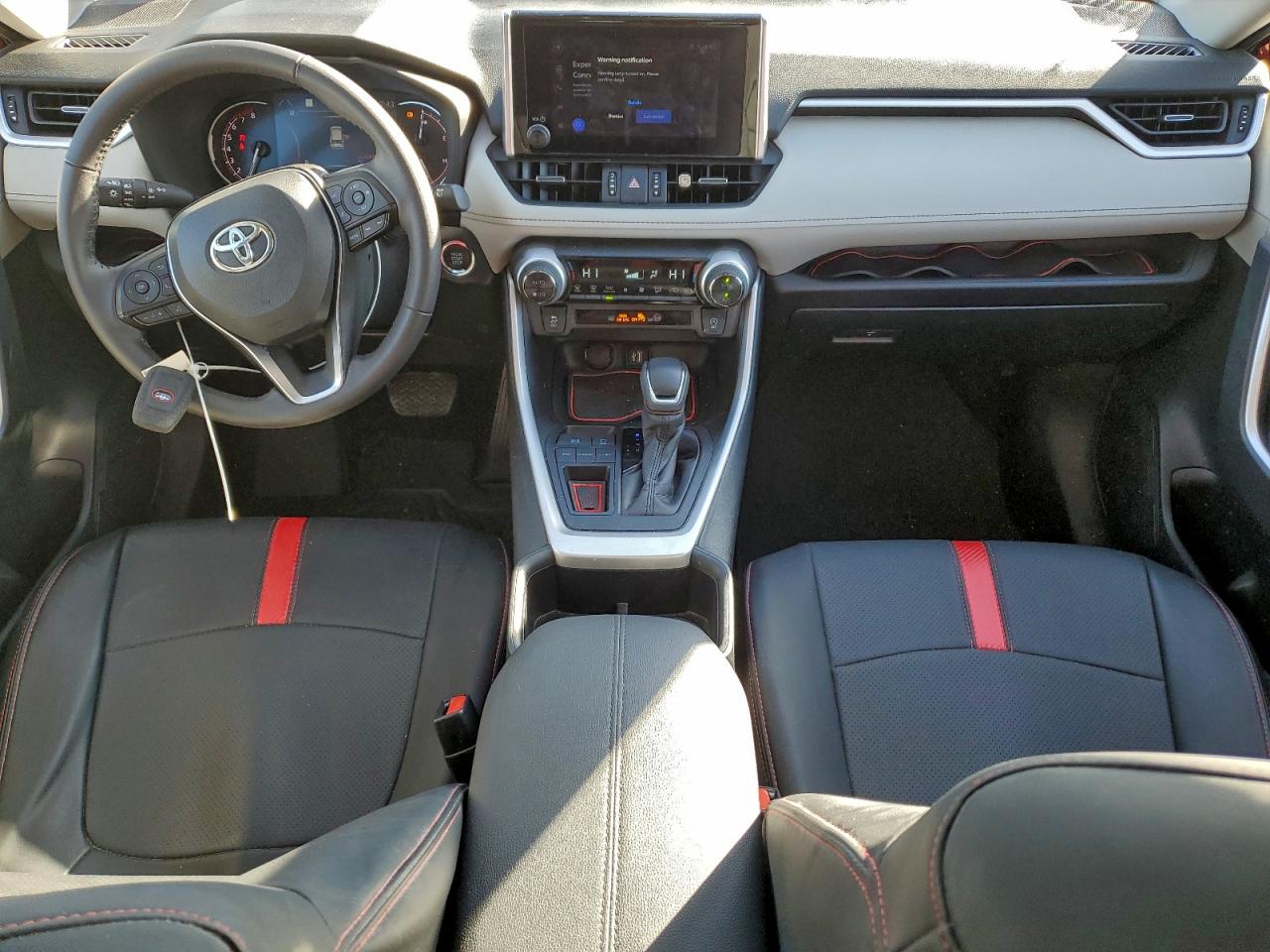 2024 TOYOTA RAV4 XLE PREMIUM photo 8