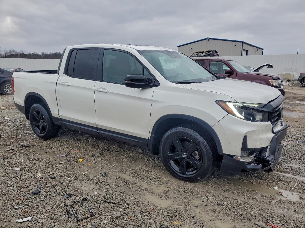 2022 HONDA RIDGELINE BLACK EDITION photo 4