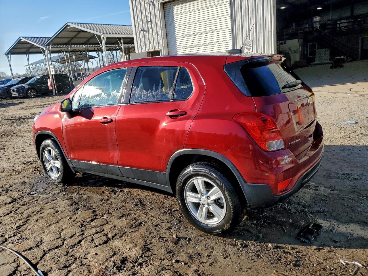 2021 CHEVROLET TRAX LS photo 2