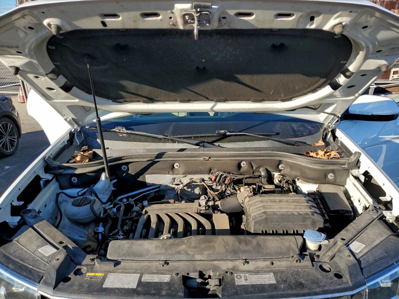 2018 VOLKSWAGEN ATLAS SEL photo 11