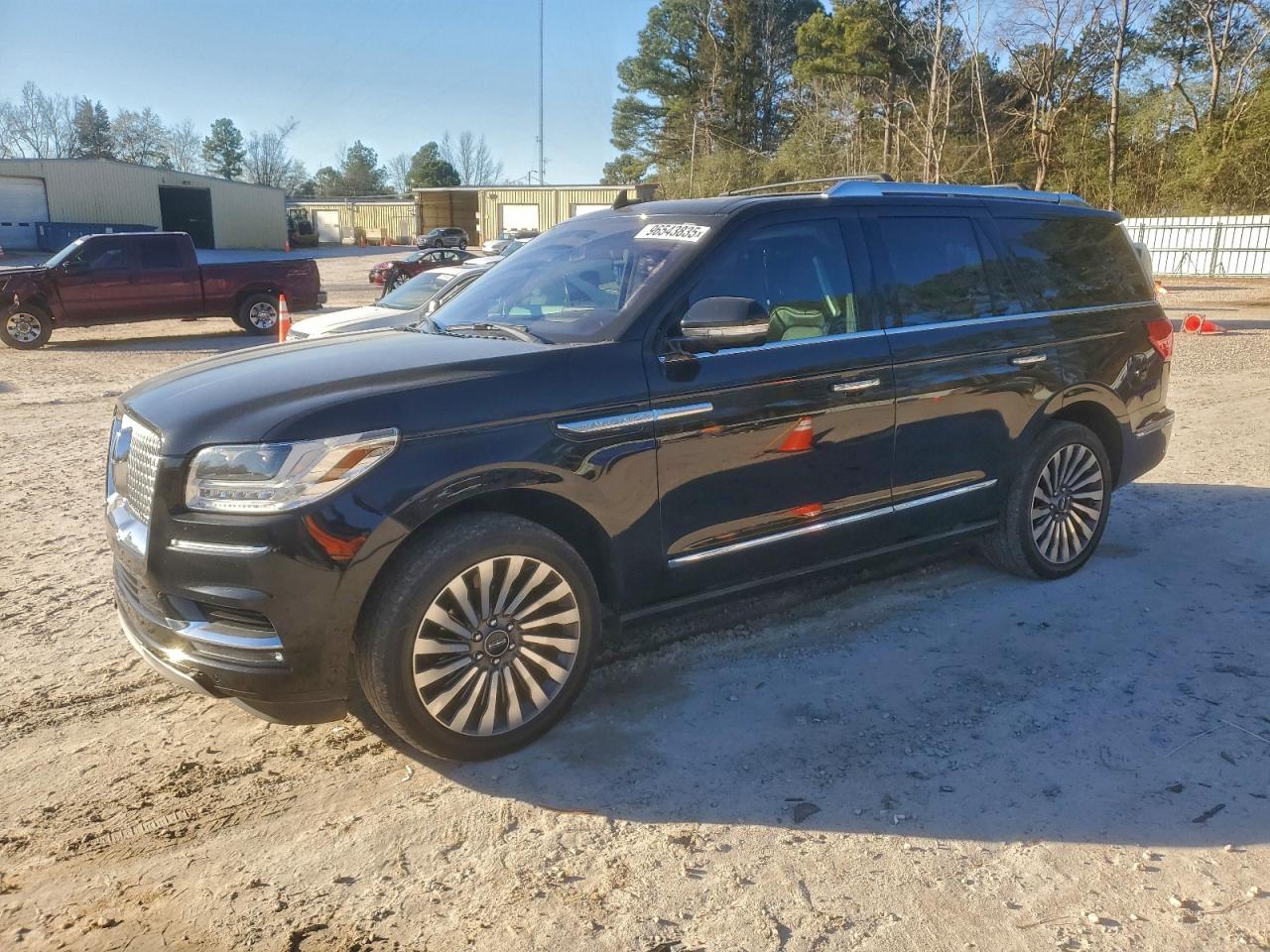 2018 LINCOLN NAVIGATOR