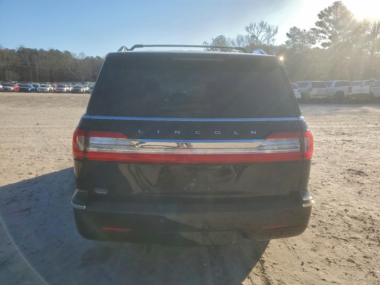 2018 LINCOLN NAVIGATOR RESERVE photo 11