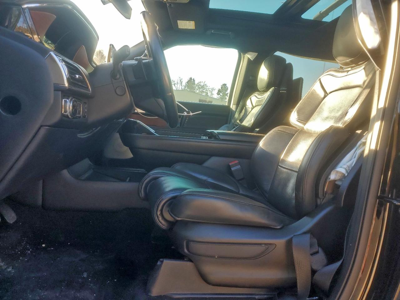 2018 LINCOLN NAVIGATOR RESERVE photo 13