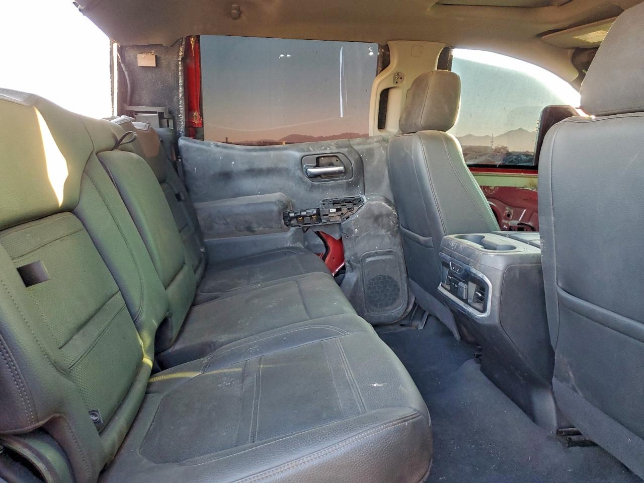 2020 GMC SIERRA K2500 DENALI photo 19
