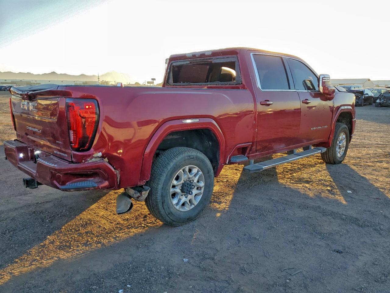2020 GMC SIERRA K2500 DENALI photo 5