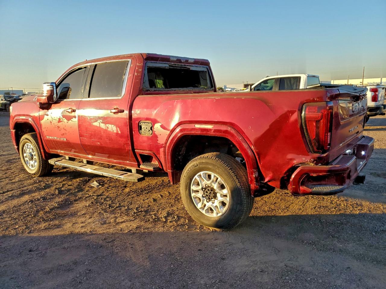 2020 GMC SIERRA K2500 DENALI photo 3