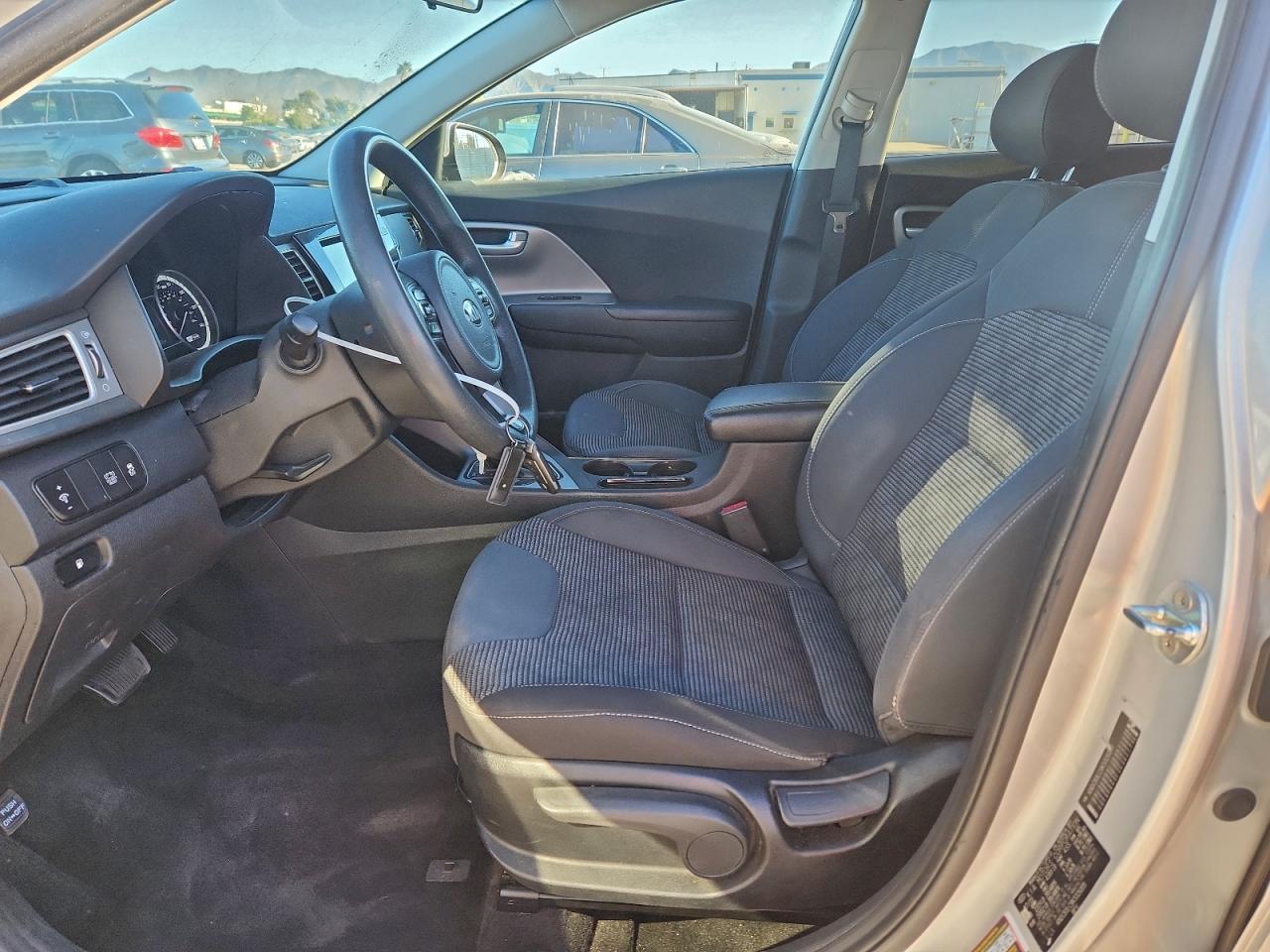 2019 KIA NIRO FE photo 7