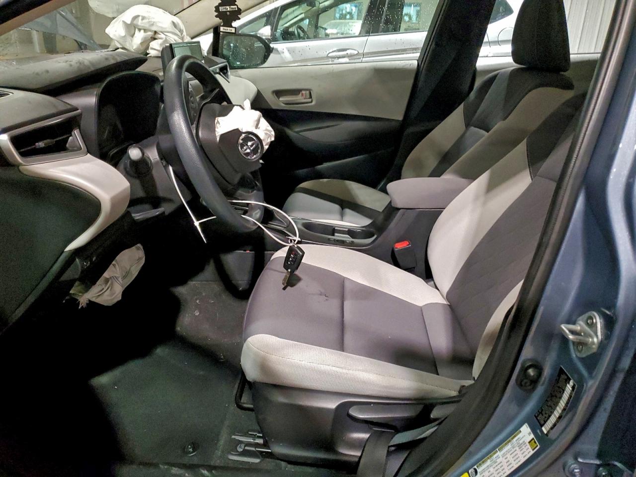 2024 TOYOTA COROLLA LE photo 7