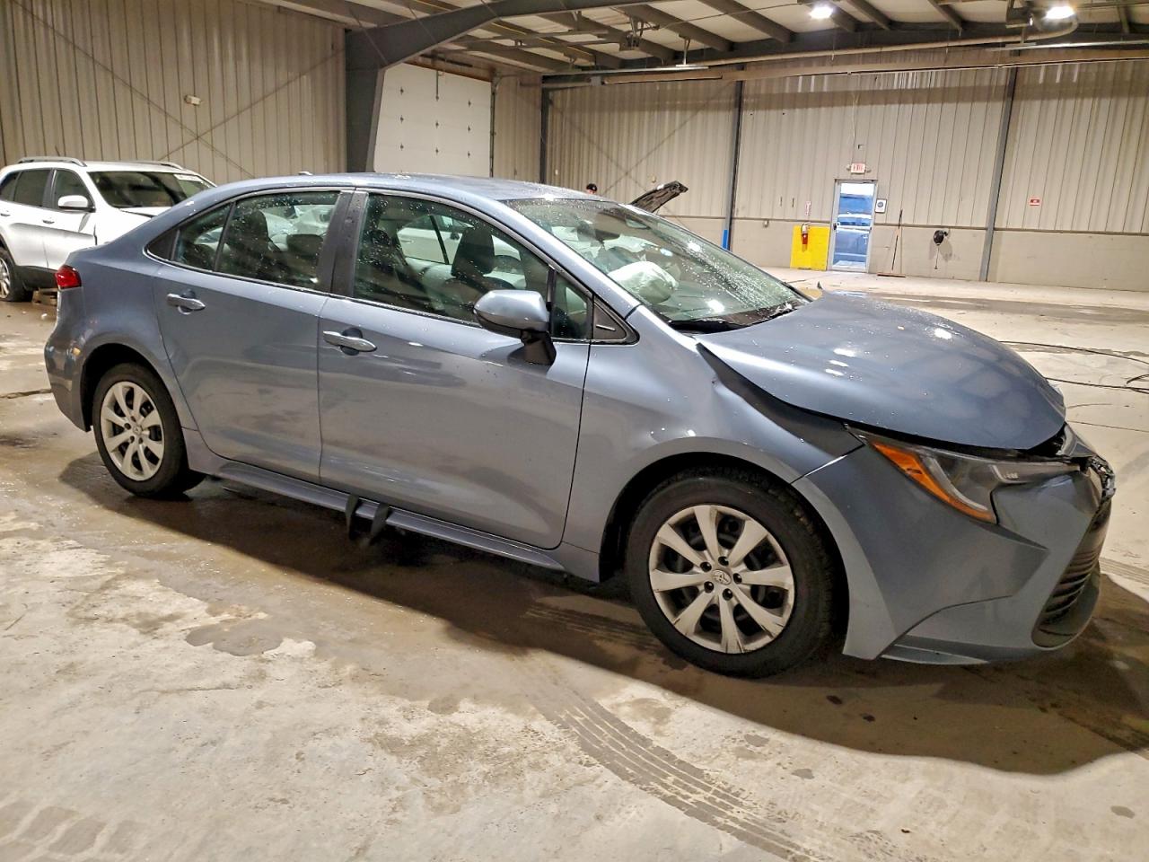 2024 TOYOTA COROLLA LE photo 4