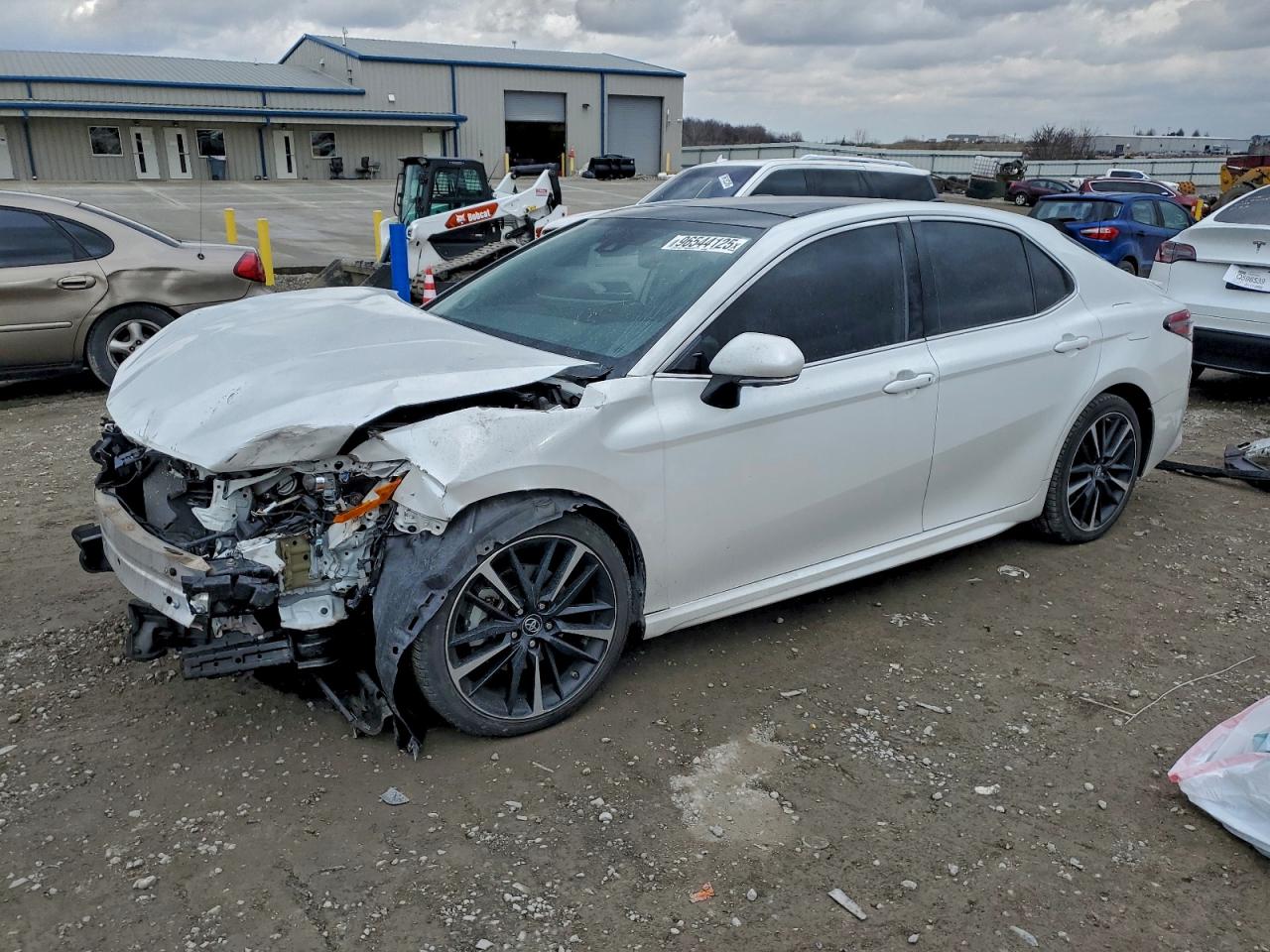 2019 TOYOTA CAMRY