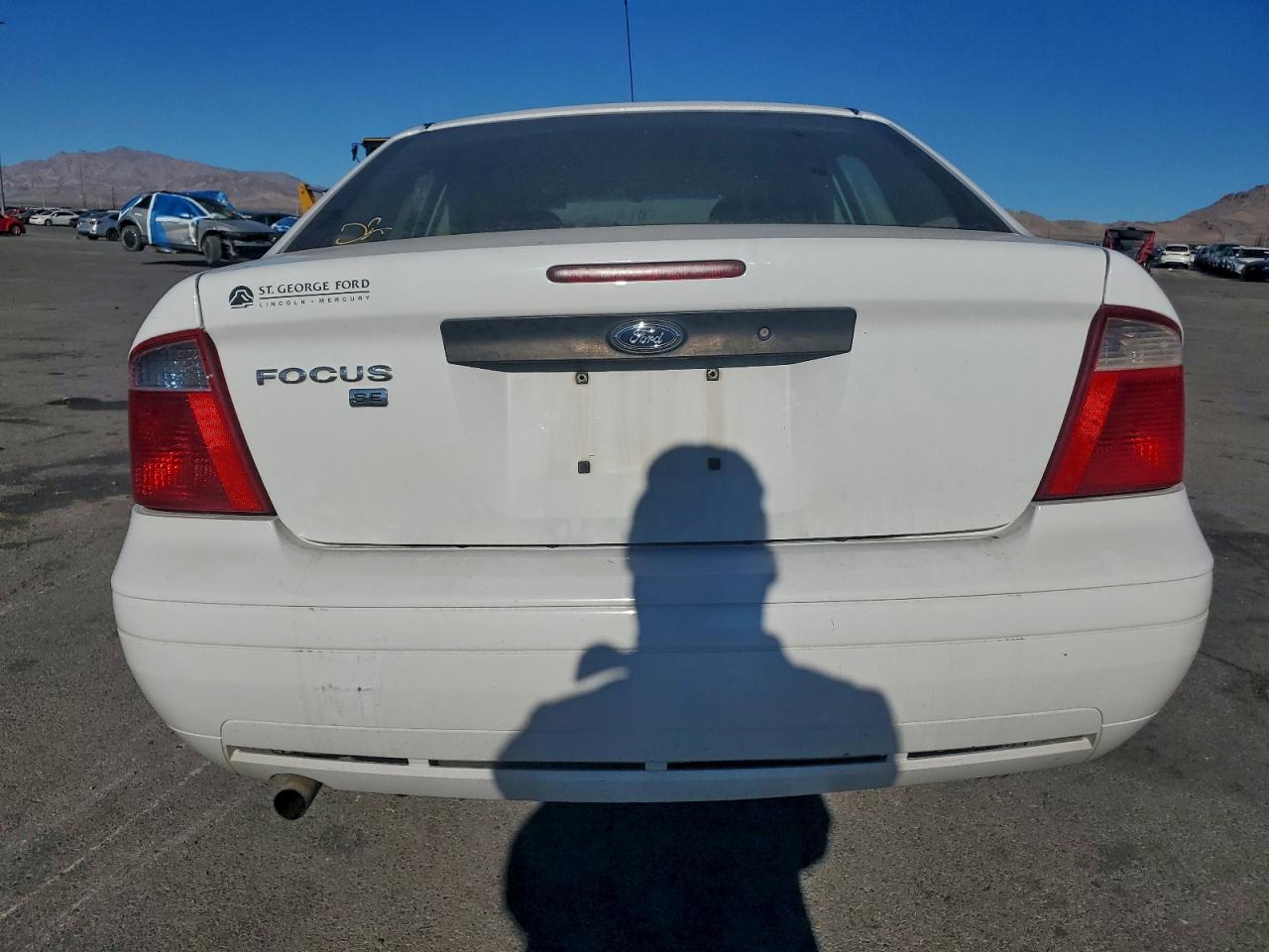 2007 FORD FOCUS ZX4 photo 6