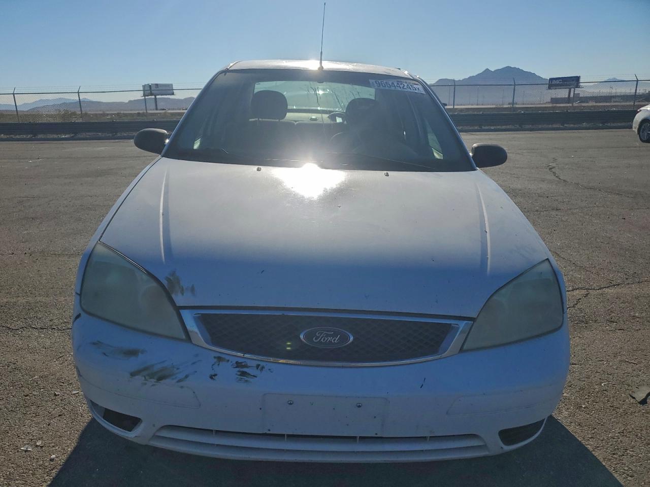 2007 FORD FOCUS ZX4 photo 5