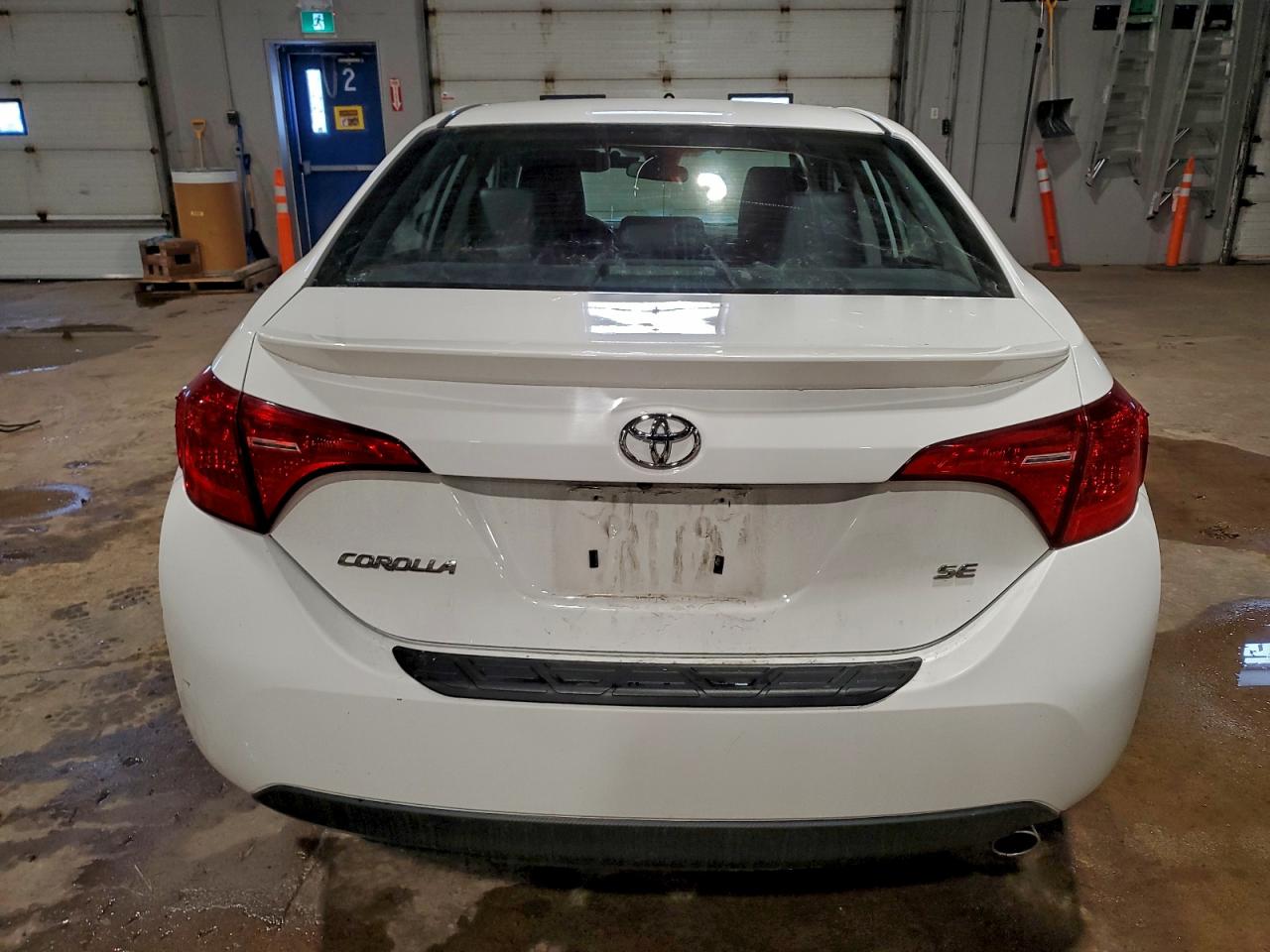 2018 TOYOTA COROLLA L photo 6