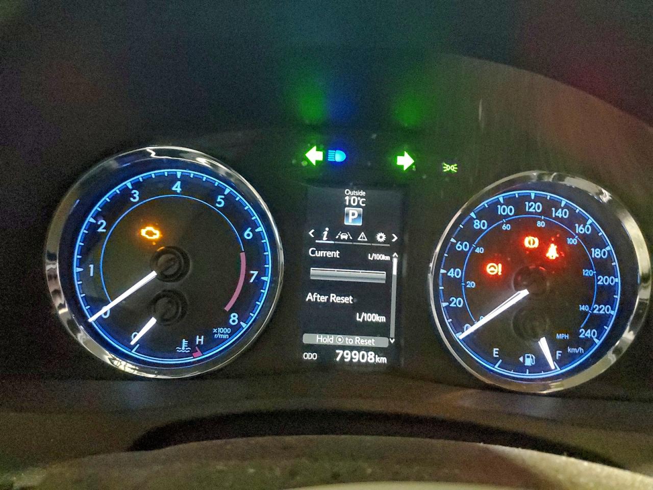 2018 TOYOTA COROLLA L photo 9