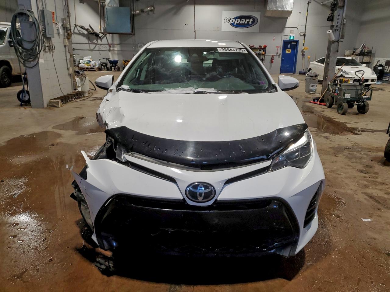 2018 TOYOTA COROLLA L photo 5