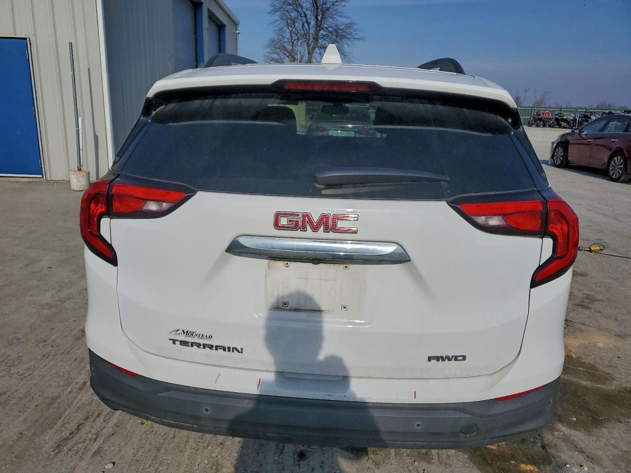 2018 GMC TERRAIN SLE photo 11