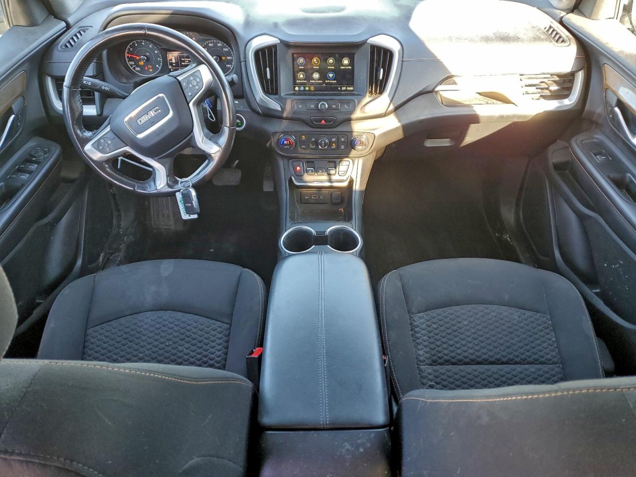 2018 GMC TERRAIN SLE photo 15