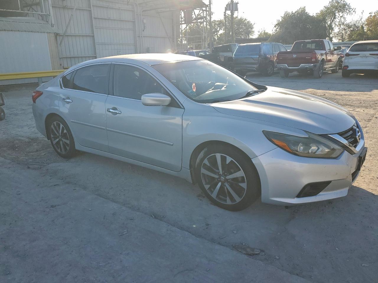 2016 NISSAN ALTIMA 2.5 photo 4