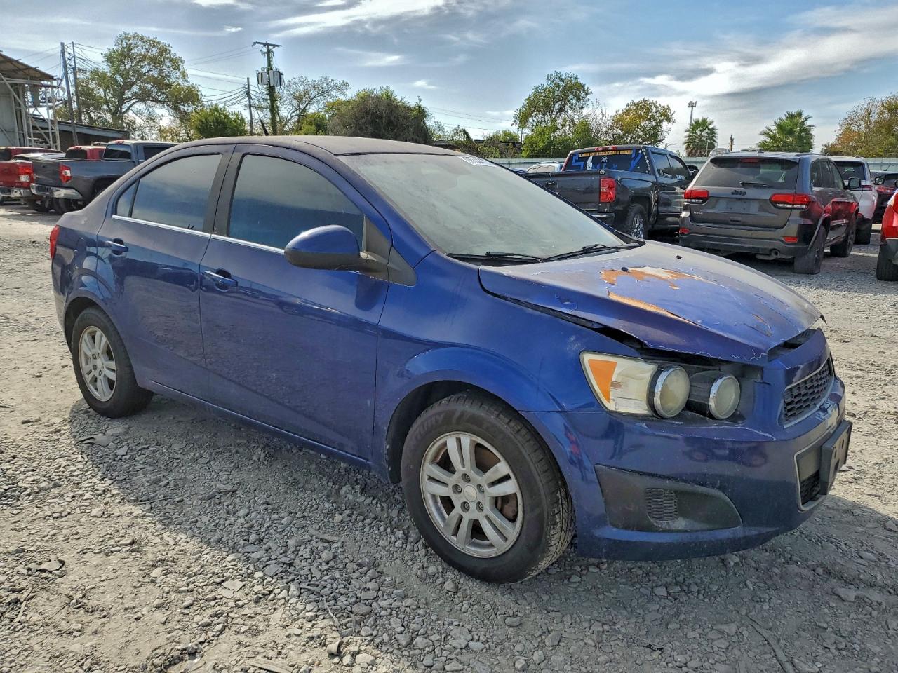 2014 CHEVROLET SONIC LT photo 4