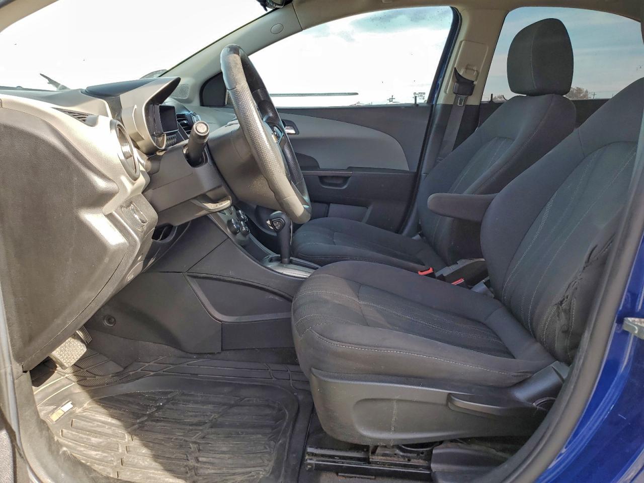2014 CHEVROLET SONIC LT photo 7