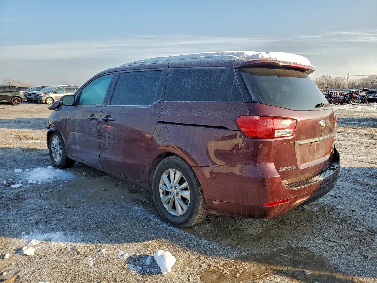 2016 KIA SEDONA LX photo 2