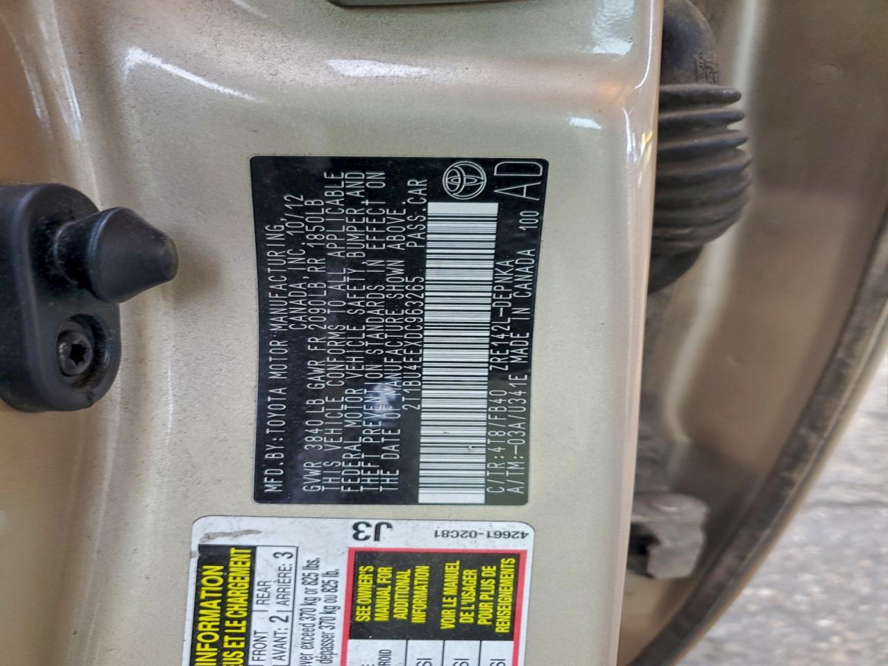 2013 TOYOTA COROLLA BASE photo 12