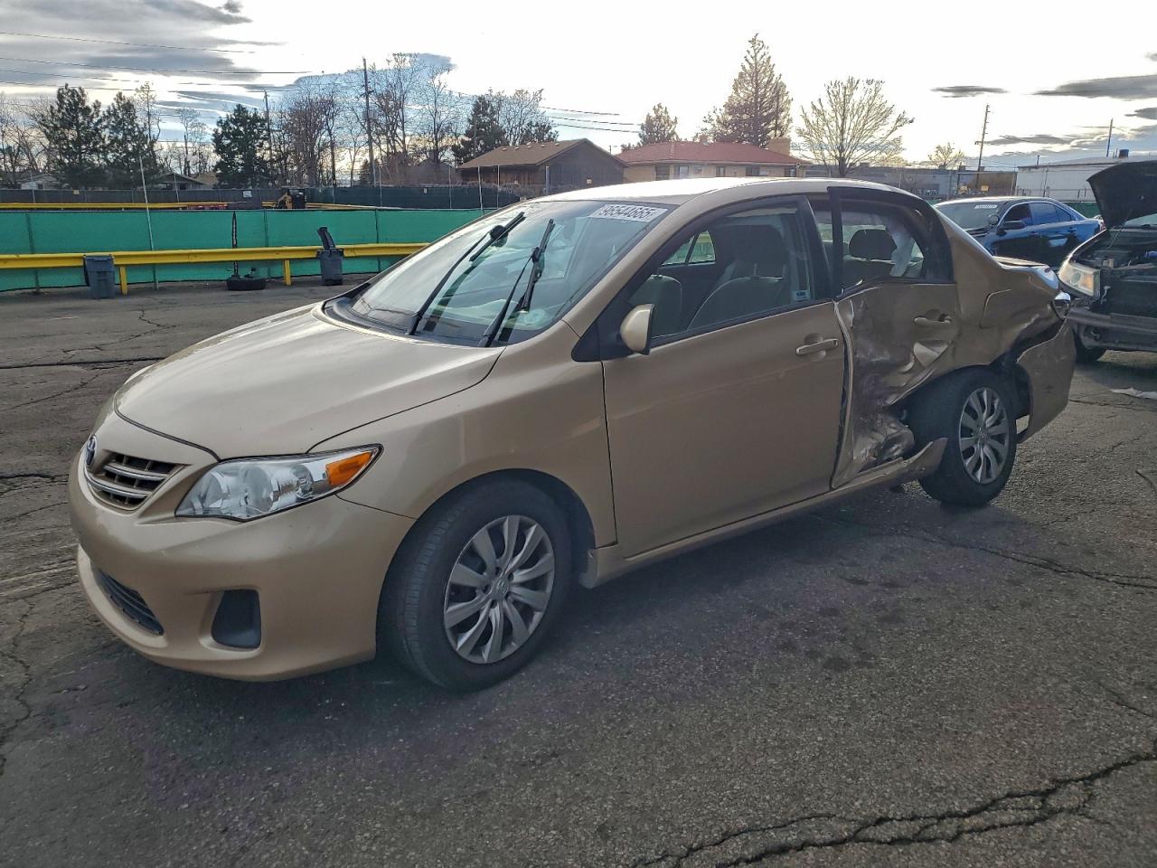 2013 TOYOTA COROLLA